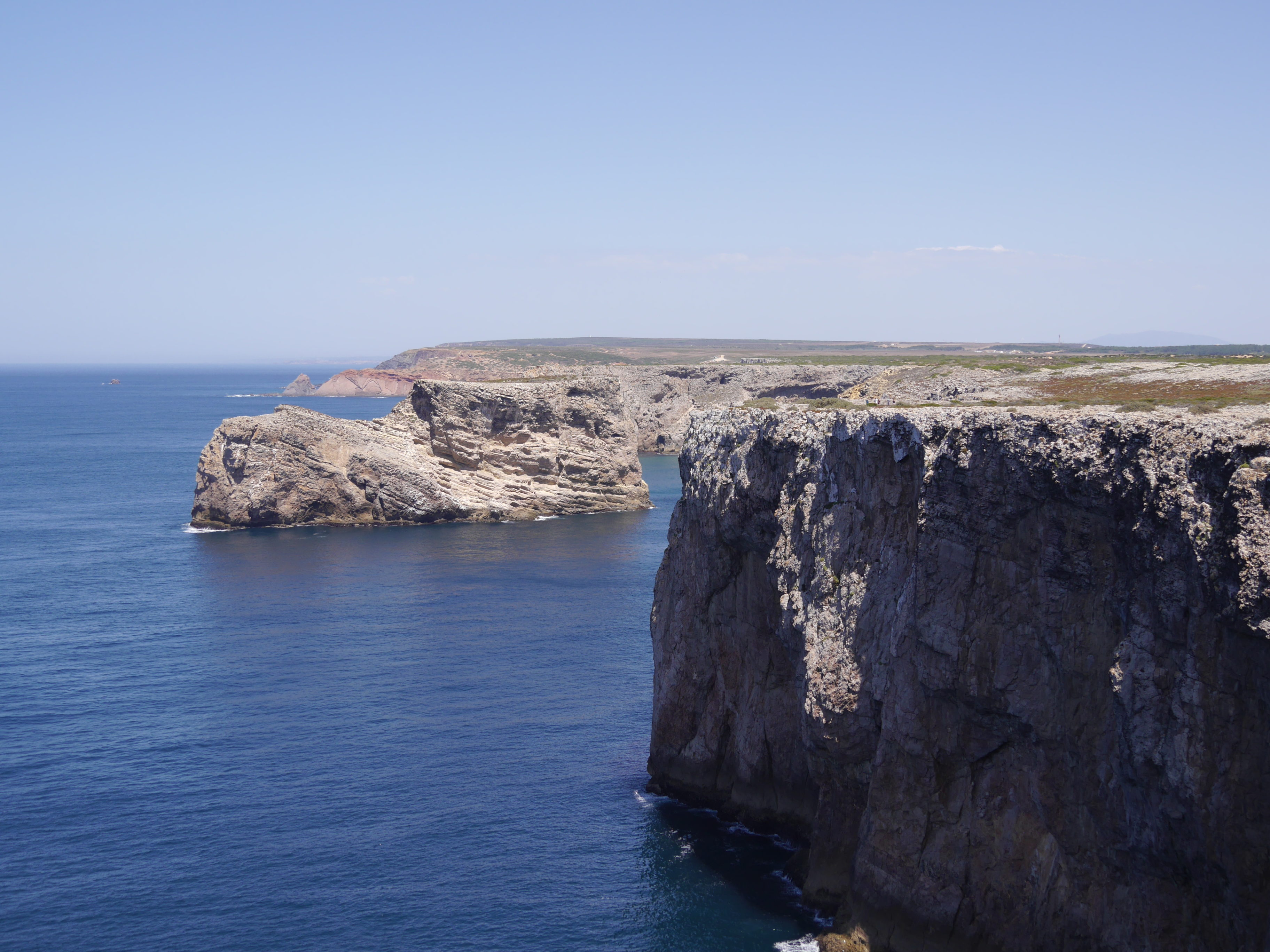 Sagres Felswände