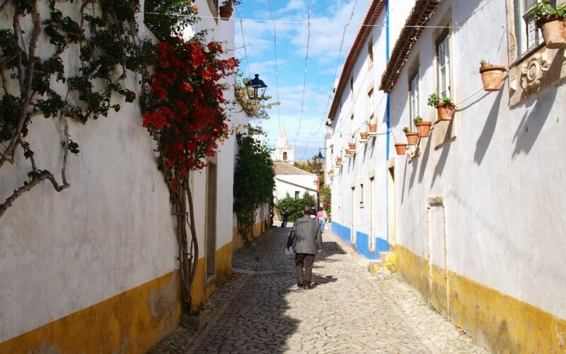 Gassen in der Festung Obidos